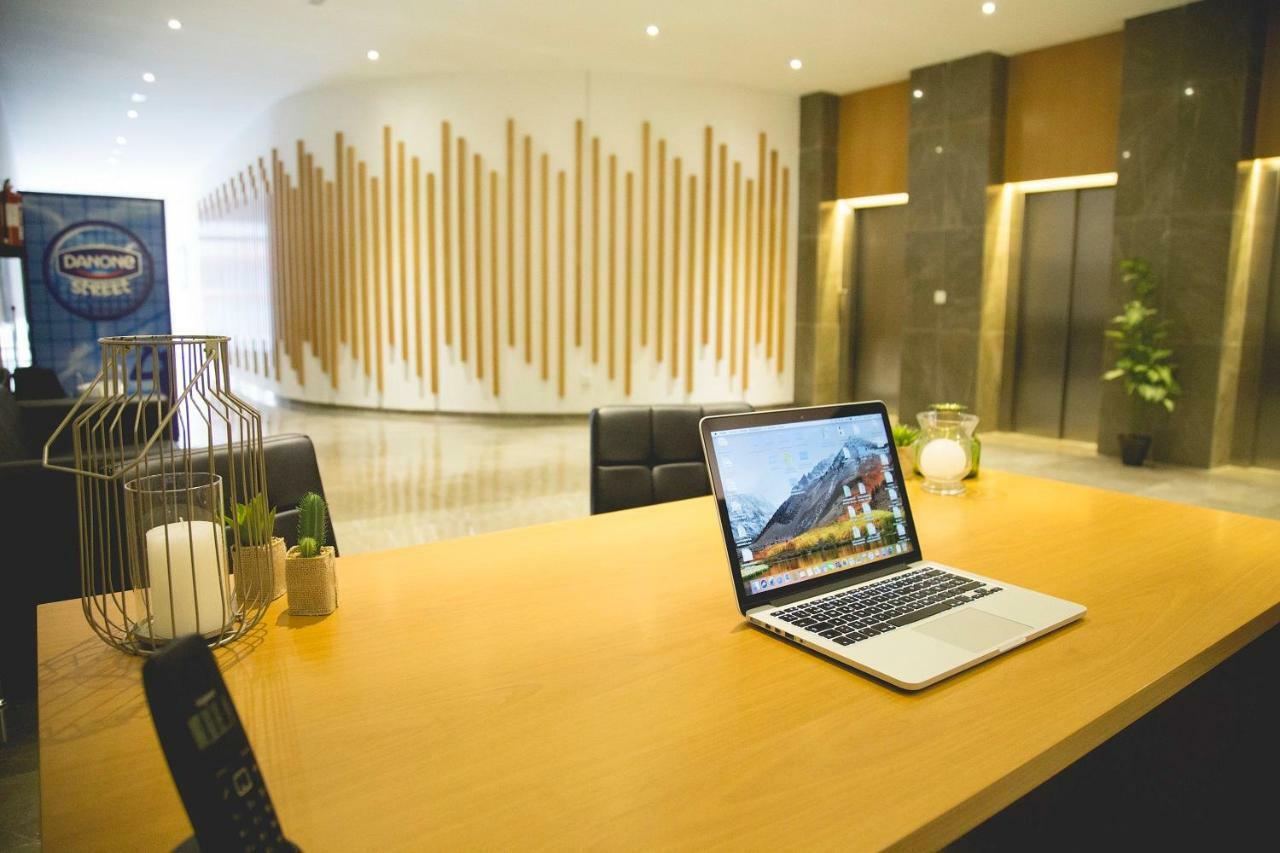 Be Free Granada Apartment Ngoại thất bức ảnh